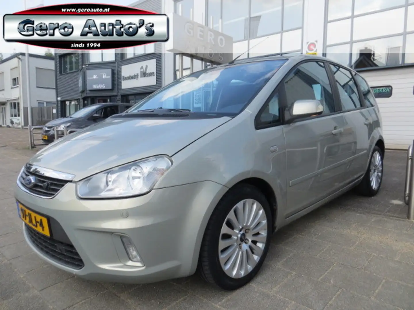 Ford C-Max 1.8-16V Titanium Flexifuel vol extra`s ,pdc,airco Bruin - 1
