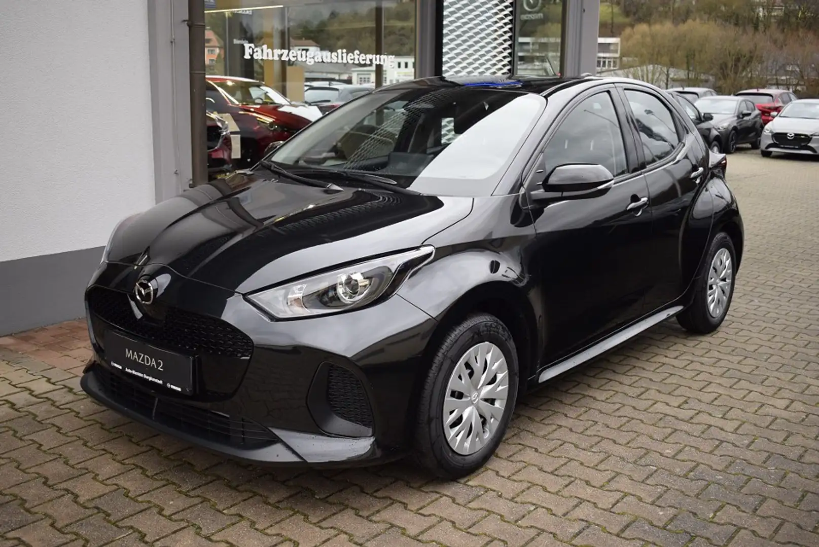 Mazda 2 Hybrid 1.5l 116PS e-CVT Prime-Line Zwart - 2