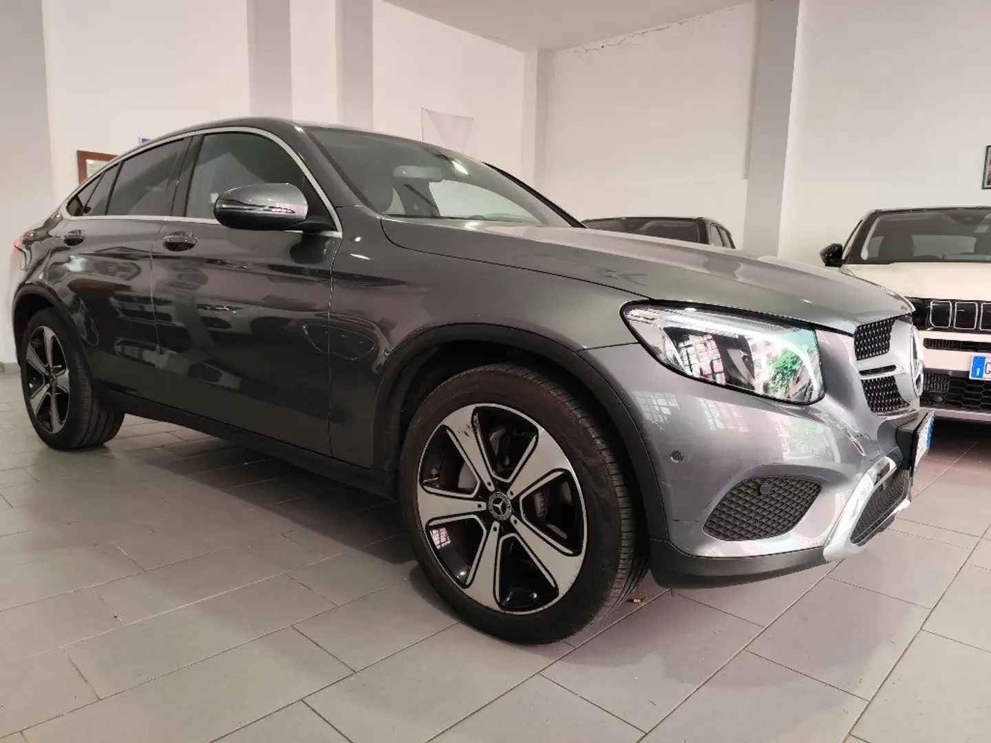 Mercedes-Benz GLC 250 4Matic Coupé Premium 78.000 km Grigio - 1