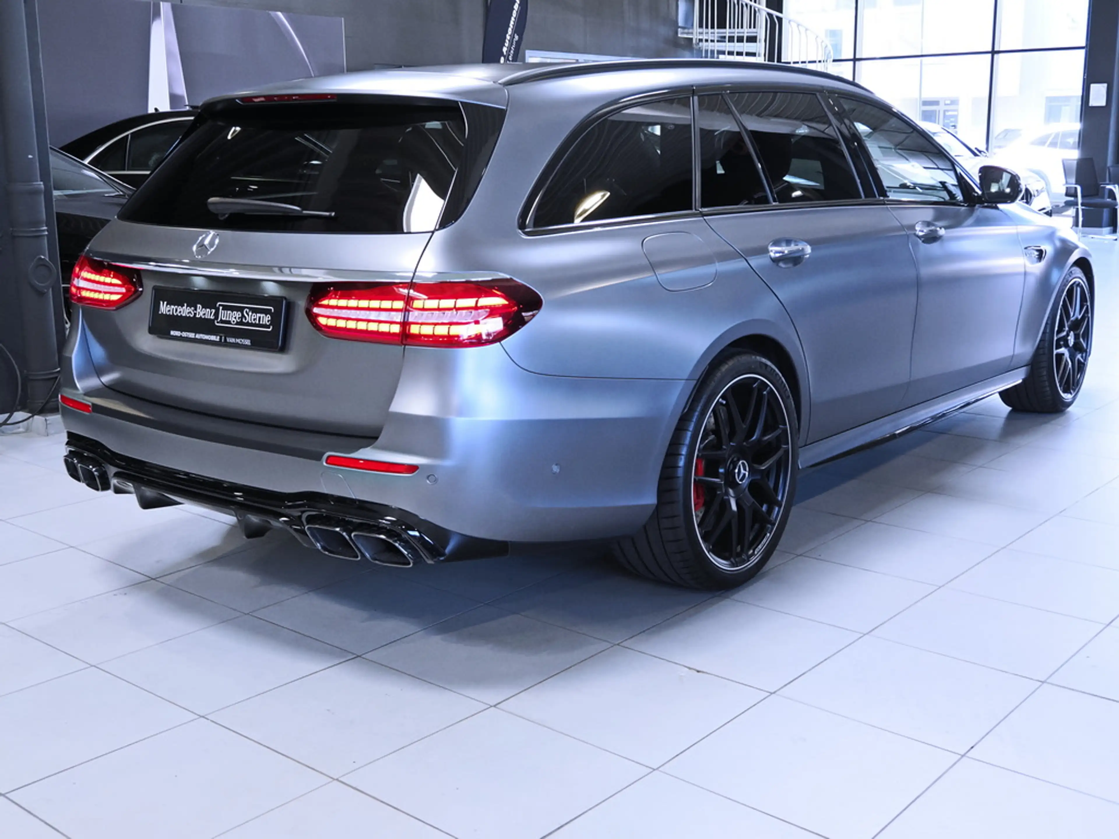 Mercedes-Benz E 63 AMG E 63 S AMG 4M T 360 NIGHT BURMESTER MULTIBEAM — photo 6