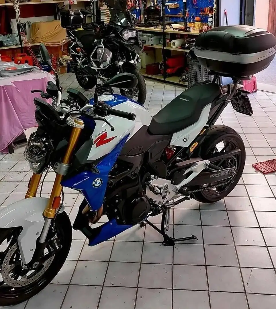 BMW F 900 R Bianco - 1