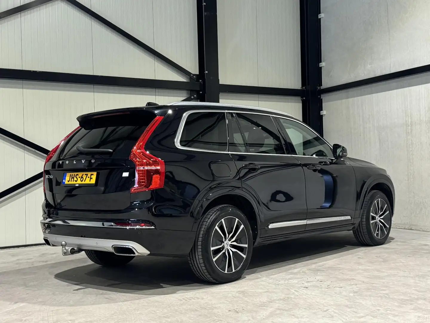 Volvo XC90 2.0 T8 Recharge AWD Inscription Expression Aut. | Zwart - 2