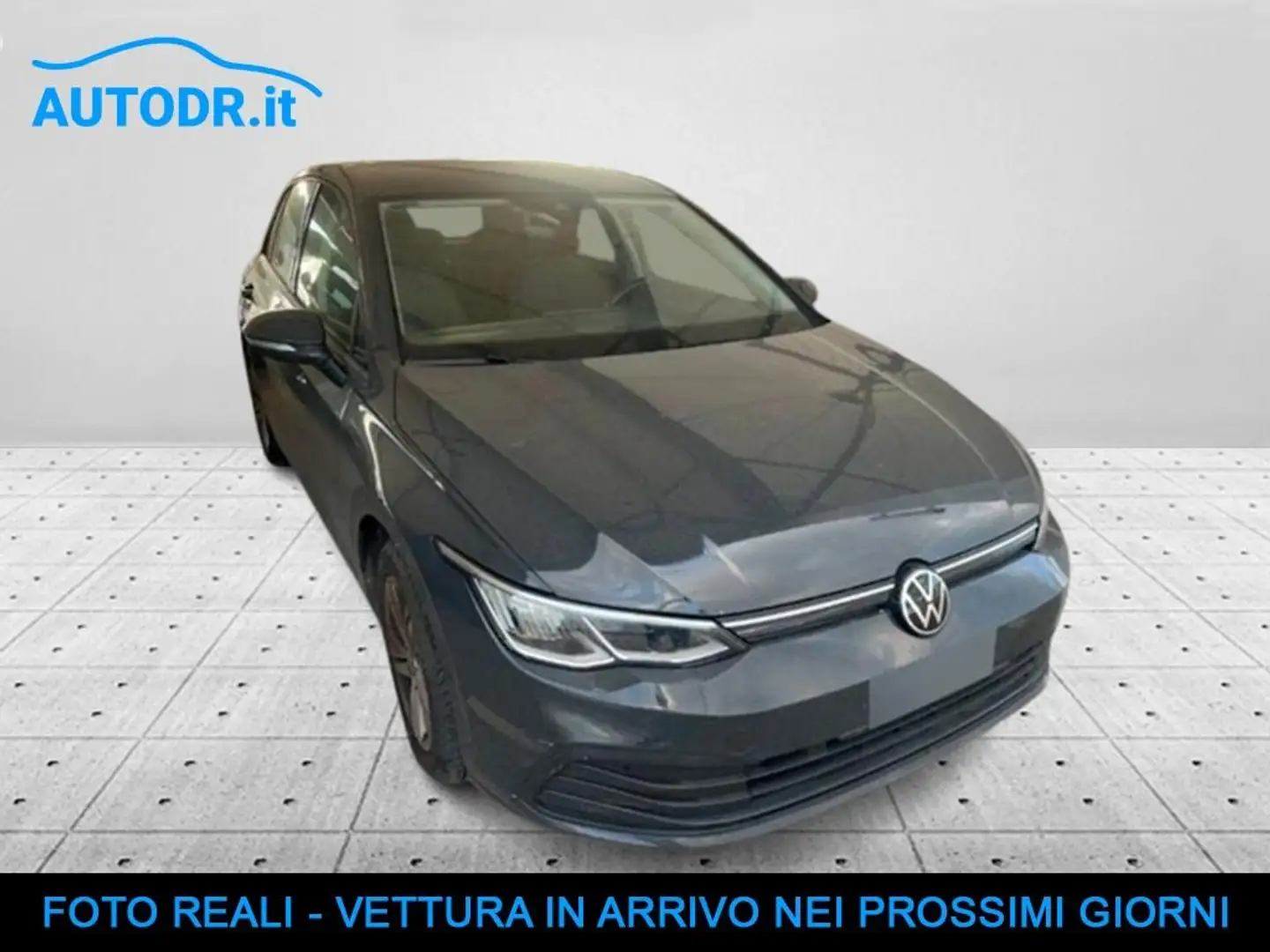 Volkswagen Golf 1.5 TGI 130cv DSG Life VIRTUAL CARPLAY TRIZONA Grigio - 1