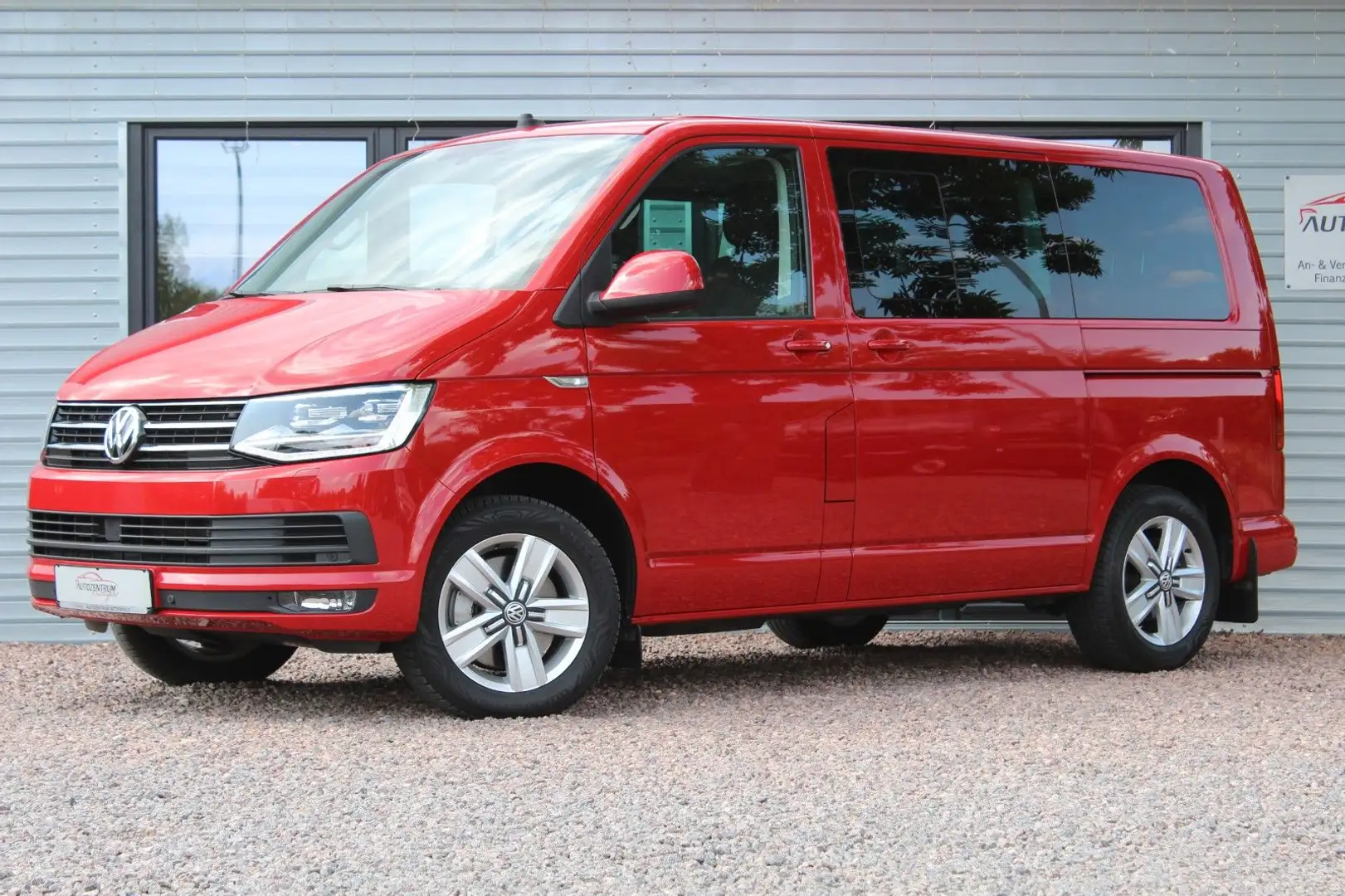 Volkswagen T6 Multivan *AHK*DSG*Drehsitze*ACC*TOP Rojo - 1