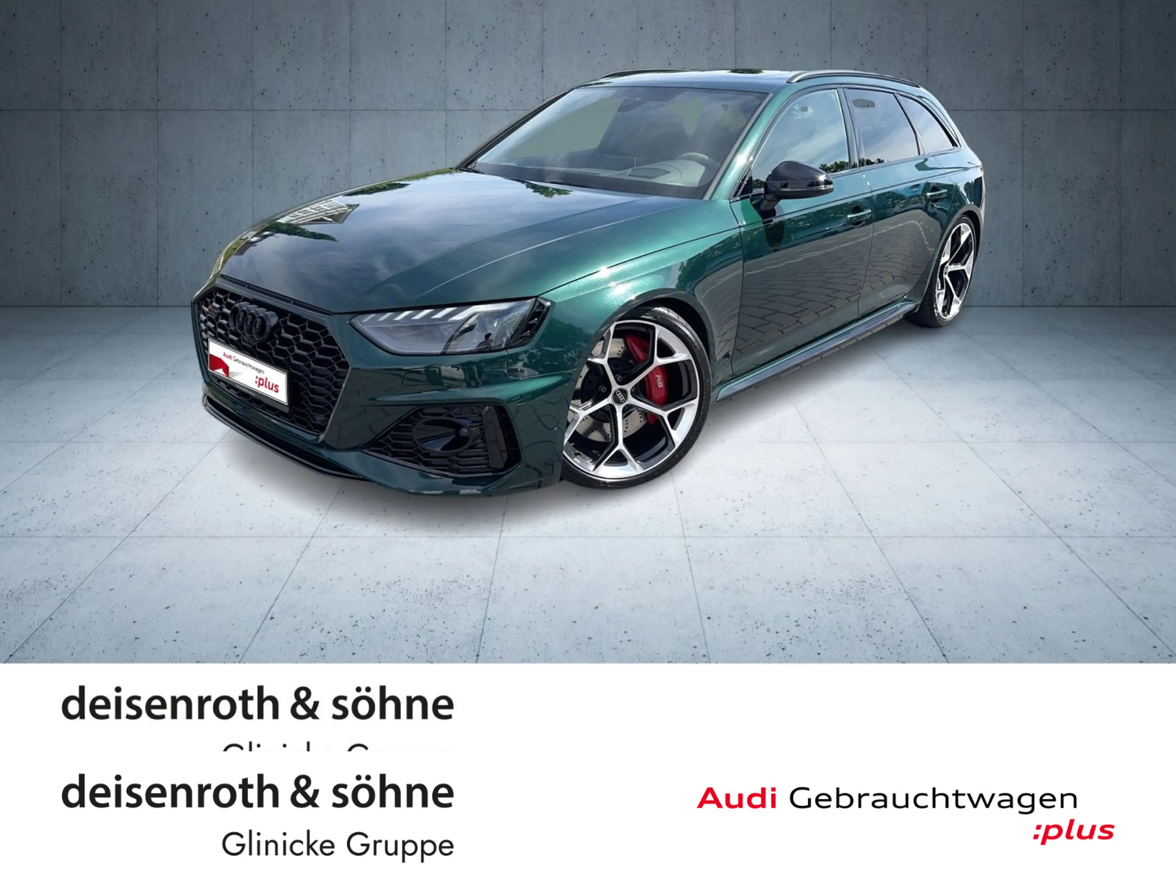 Audi RS4 Competition Plus AHK/RS-Schale/Pano/B
