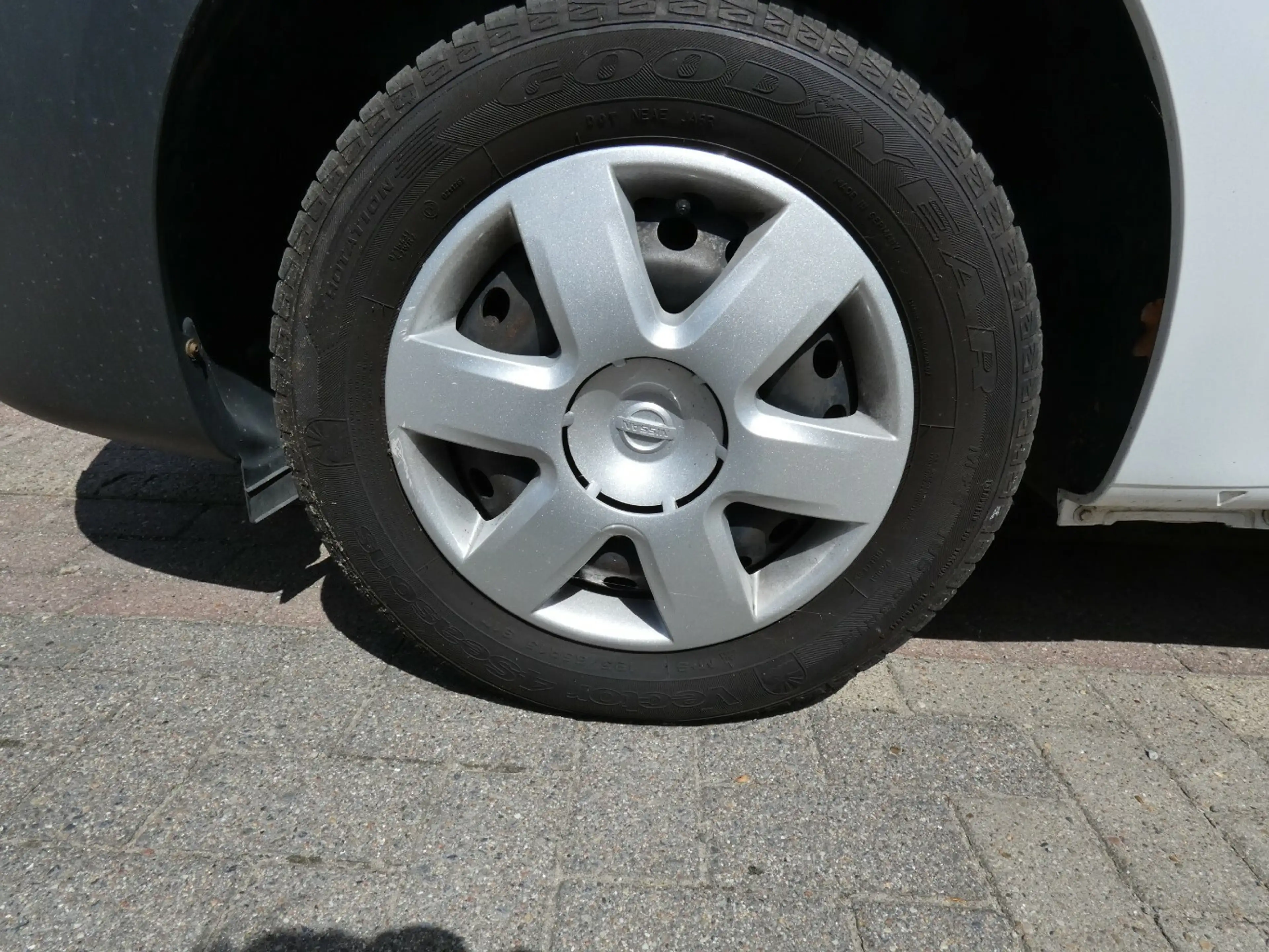 Nissan NV250 L1H1 2,0t Comfort / 95 PS — photo 13