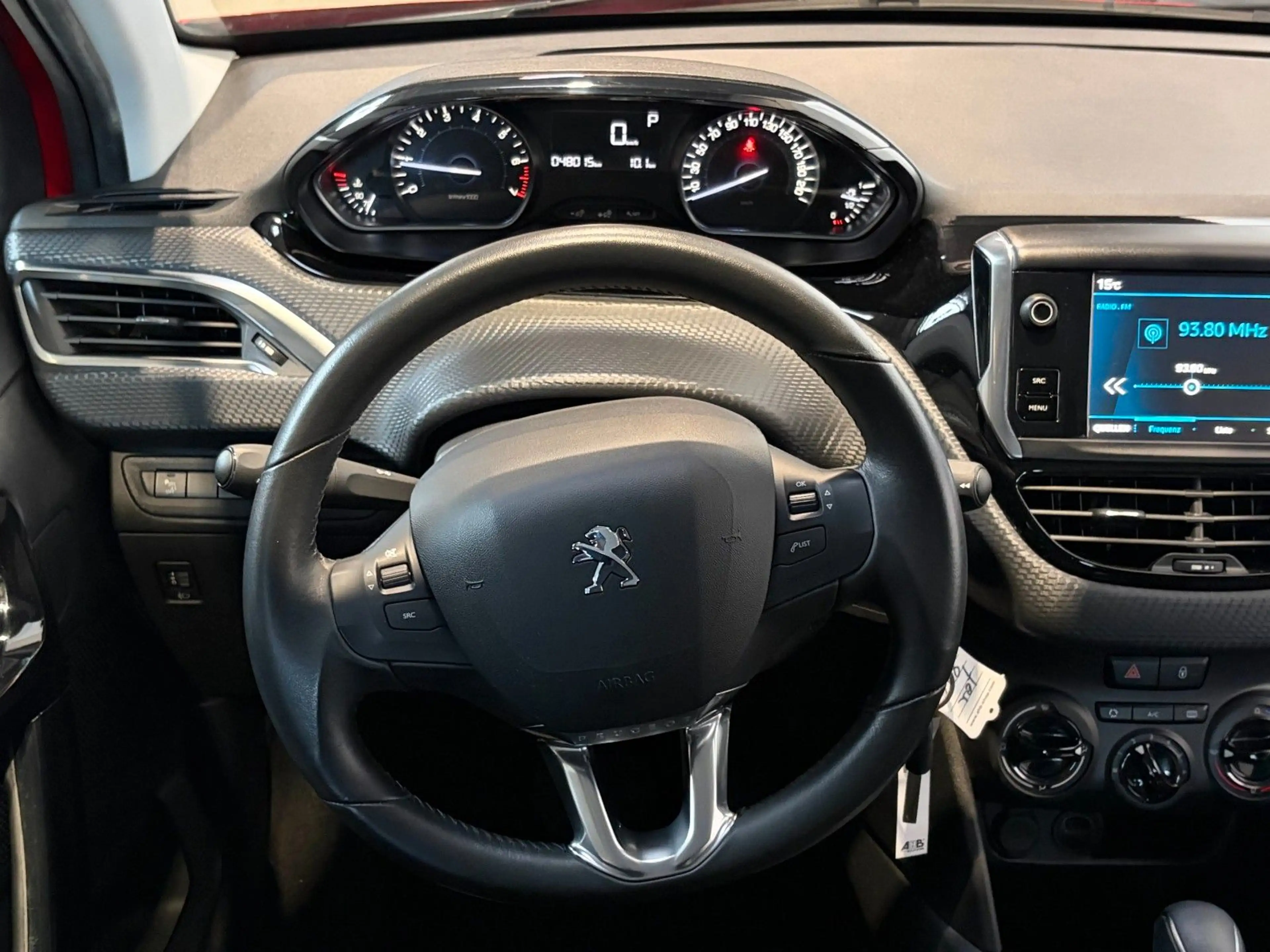 Peugeot 208 Signature 1.2 *Automatik* — photo 13