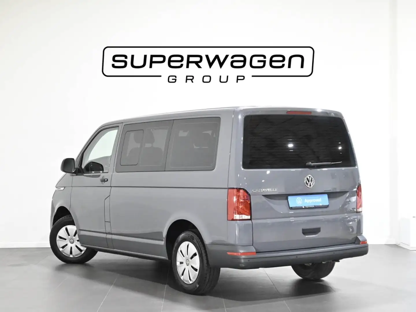 Volkswagen Caravelle Comercial 2.0TDI BMT Origin Batalla Cort Gris - 2