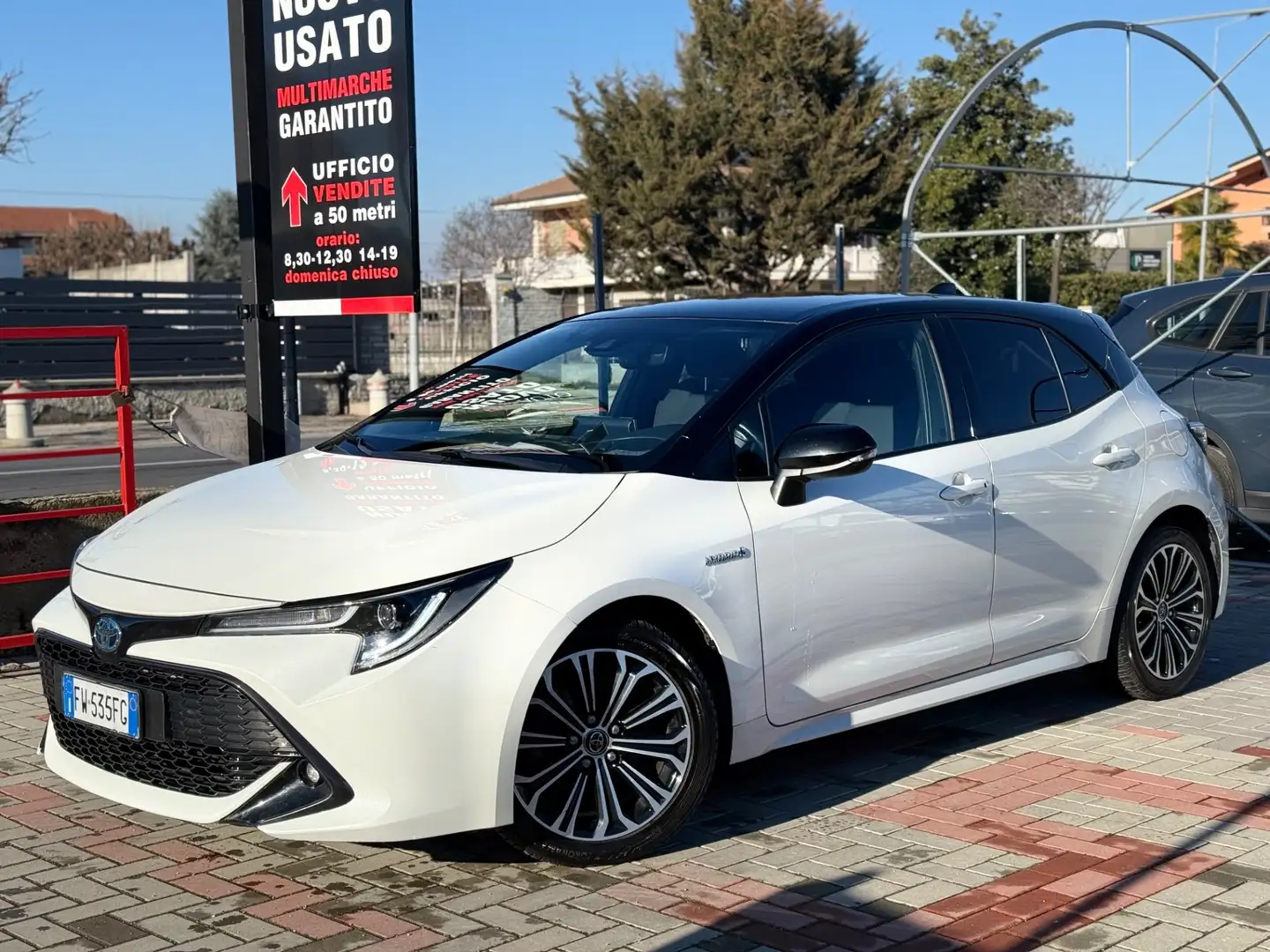 Toyota Corolla TOYOTA COROLLA 1.8 HIBRID CVT 98CV STYLE Bianco - 2