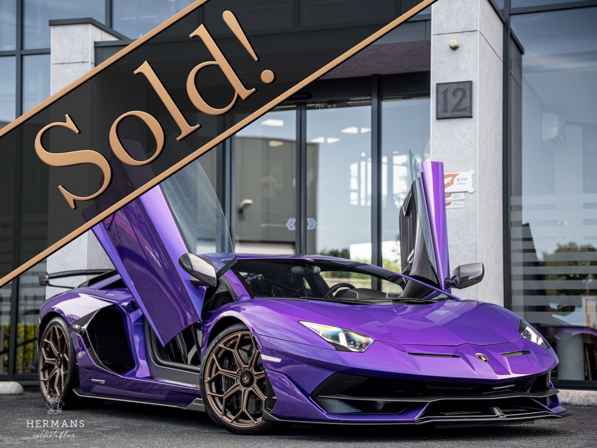 Lamborghini Aventador