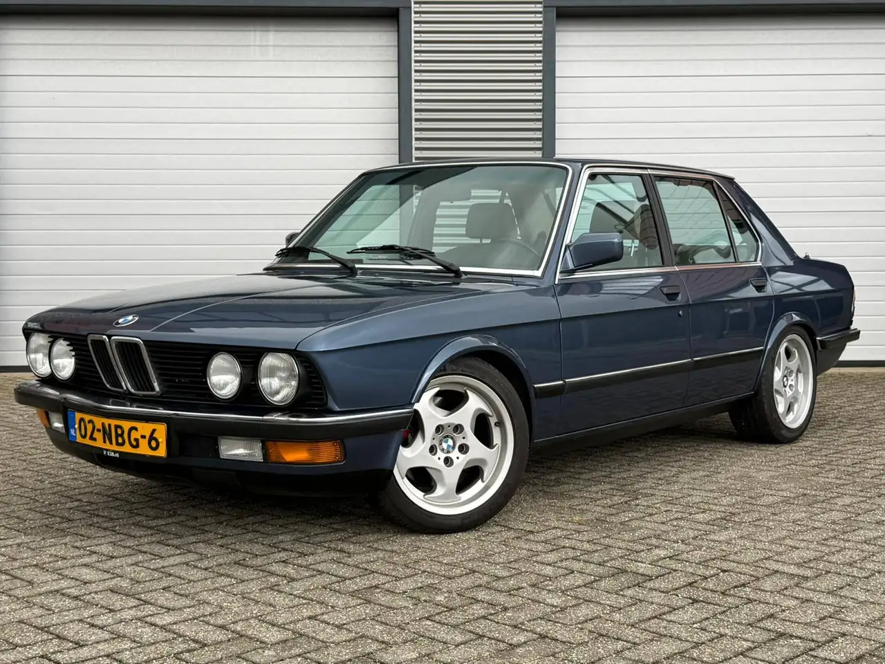 BMW 535i, foto 1