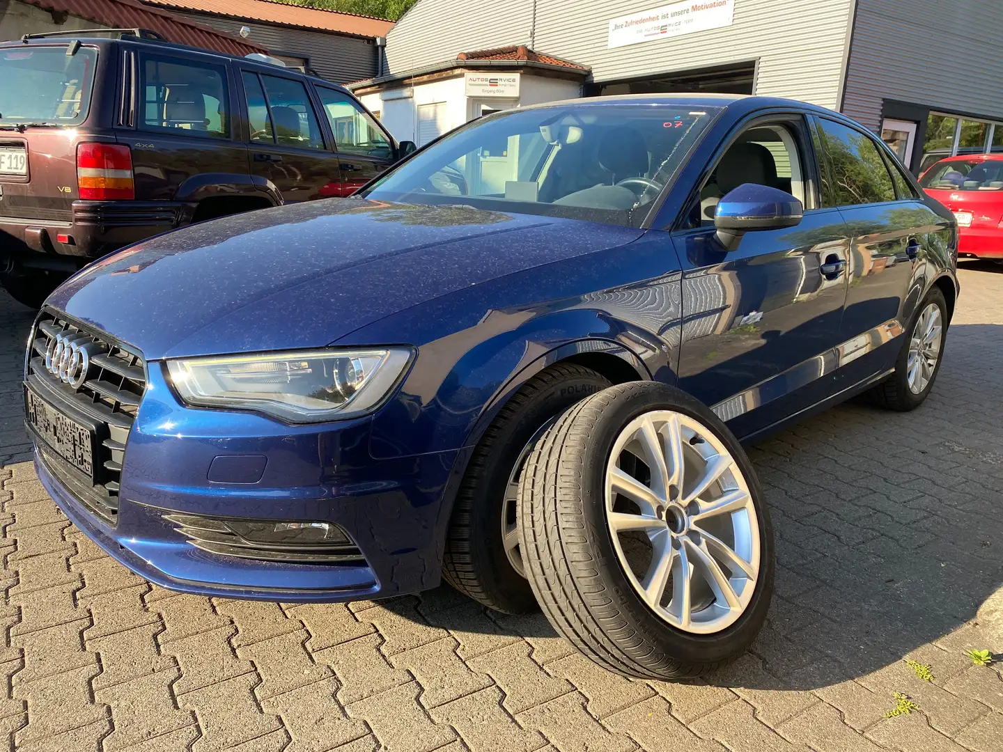 Audi A3 1.4 TFSI DSG Ambition ultra Sport Scheckhft u-frei Blau - 1