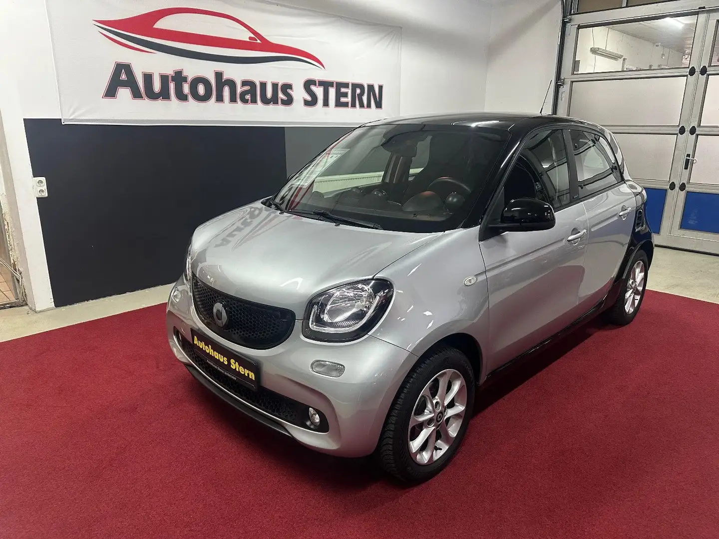 smart forFour Passion*PDC*Sitzheizung*Abstandswarner Schwarz - 1
