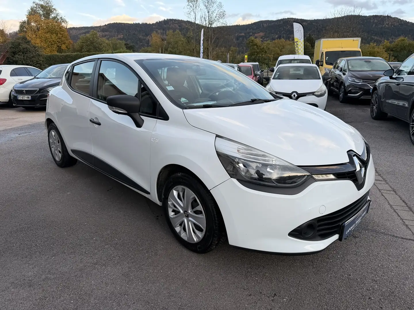 Renault Clio 1.5 DCI 75CH ENERGY AIR MEDIANAV EURO6 Blanc - 2