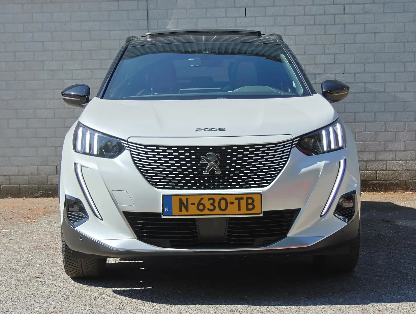 Peugeot e-2008 EV GT Pack 50 kWh | Camera | Stoelverwarming | Sch Wit - 2
