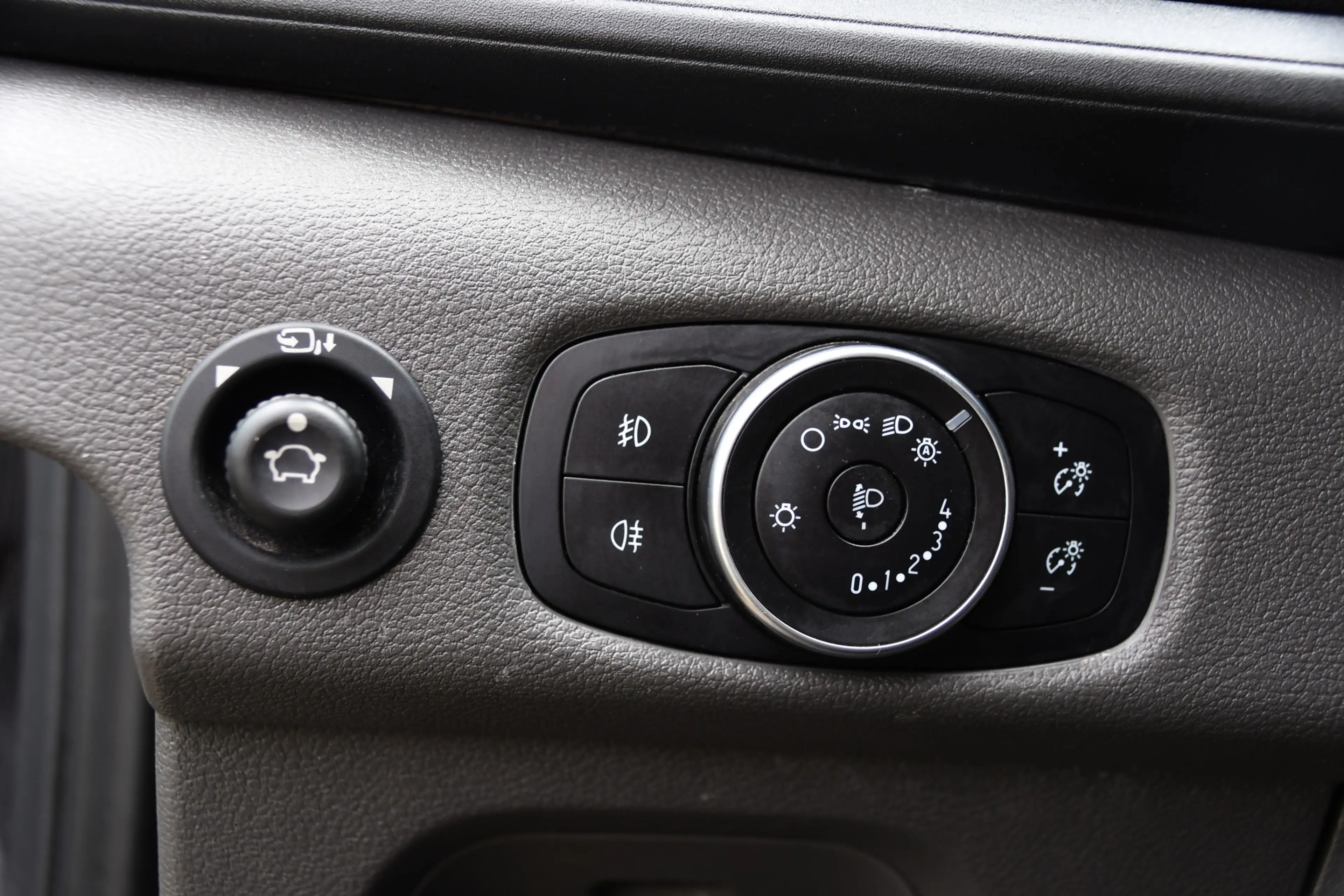 Ford Transit 350 2.0 TDCI L2H2 Limited PB Edition Cruise, Camer — photo 25