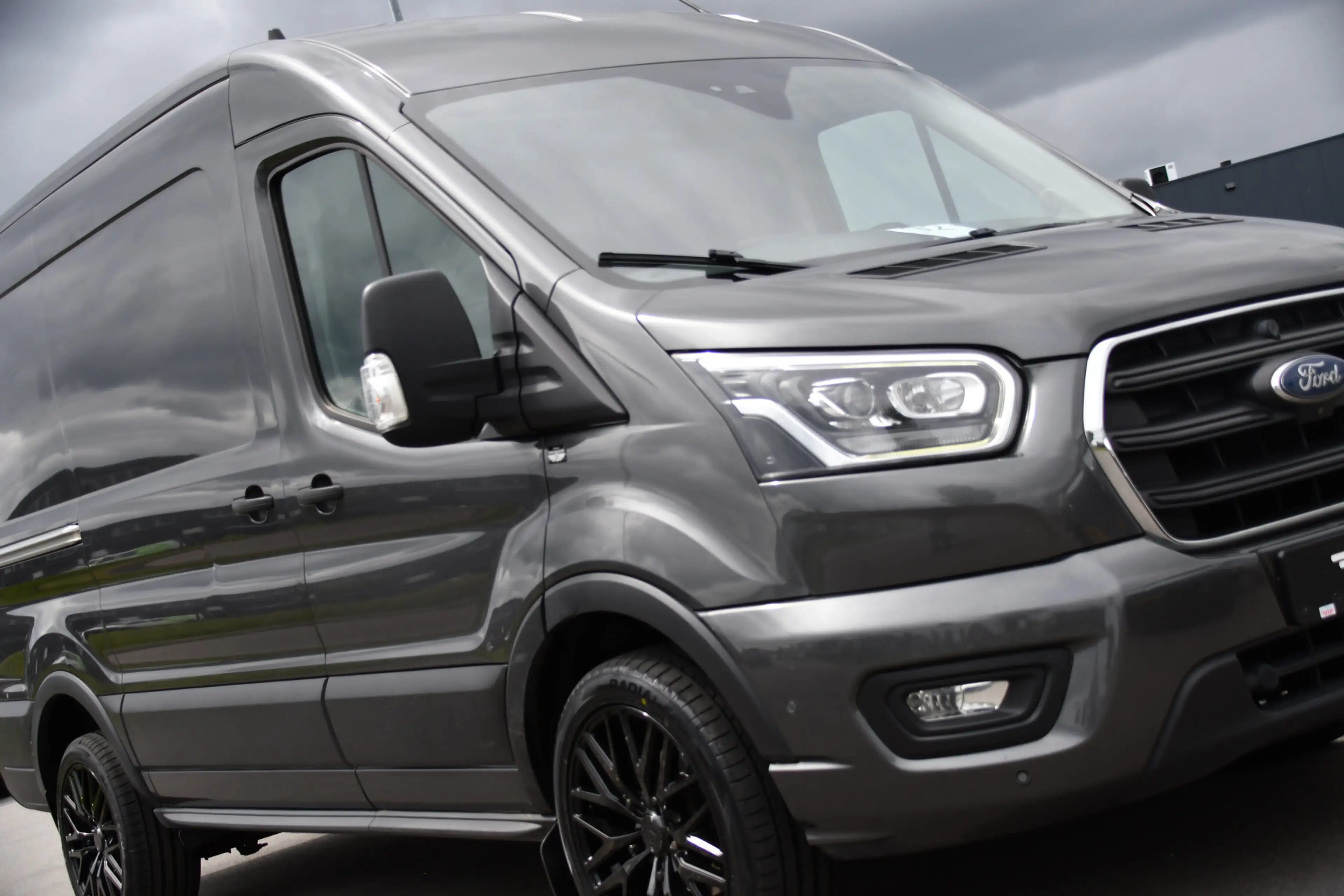 Ford Transit 350 2.0 TDCI L2H2 Limited PB Edition Cruise, Camer — photo 18