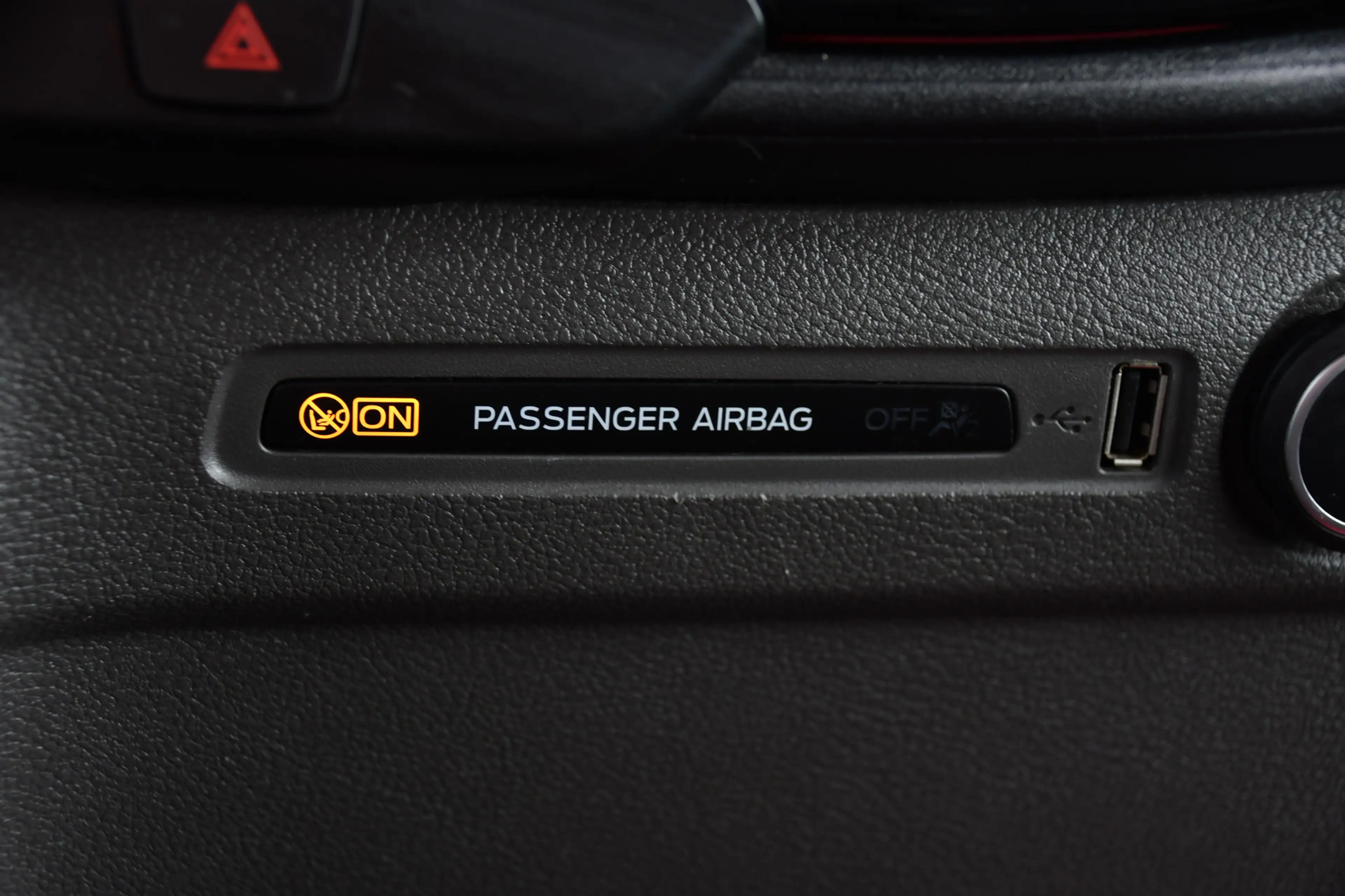 Ford Transit 350 2.0 TDCI L2H2 Limited PB Edition Cruise, Camer — photo 29