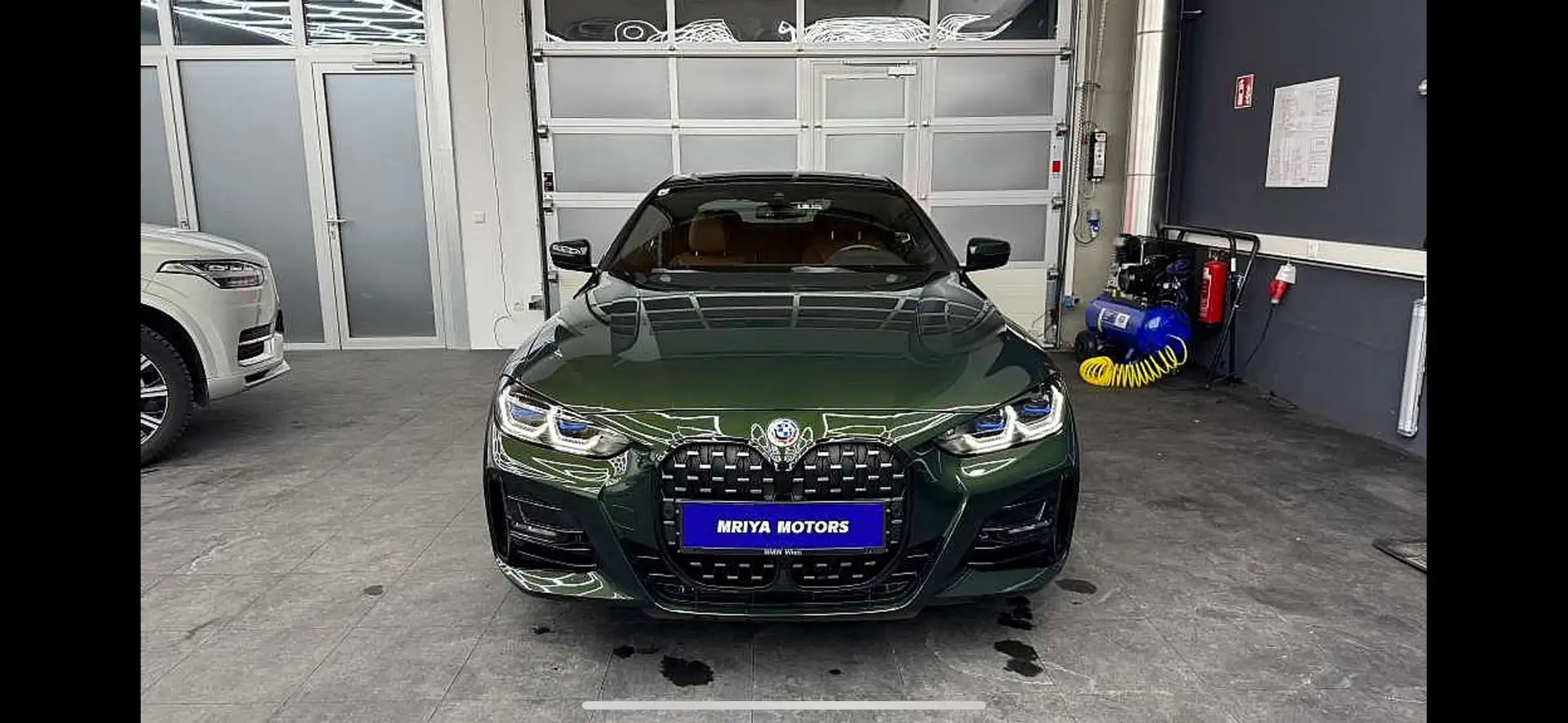 BMW 420 420d 48 V Coupe xDrive Aut. Grün - 2