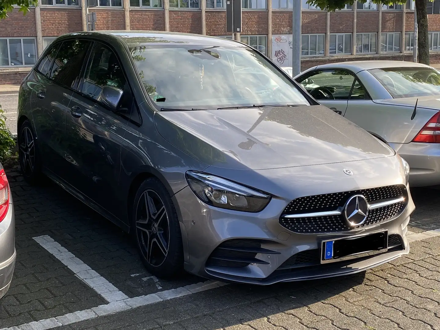 Mercedes-Benz B 180 7G-DCT AMG Line - 2