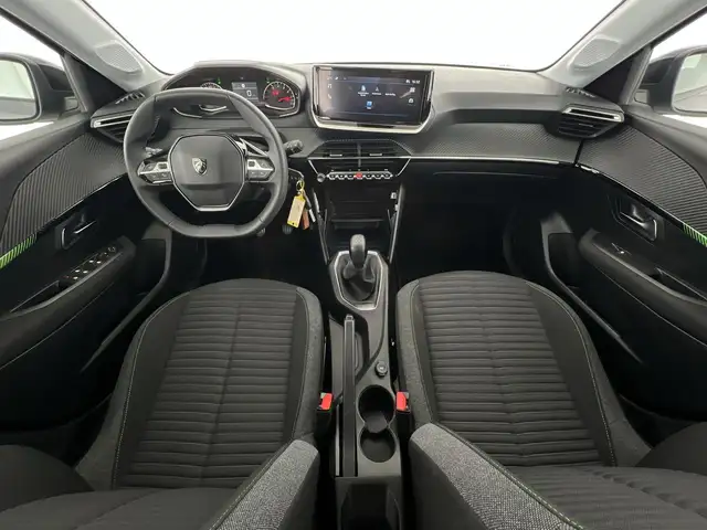 Peugeot 208 view 6