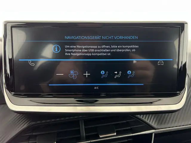 Peugeot 208 view 16
