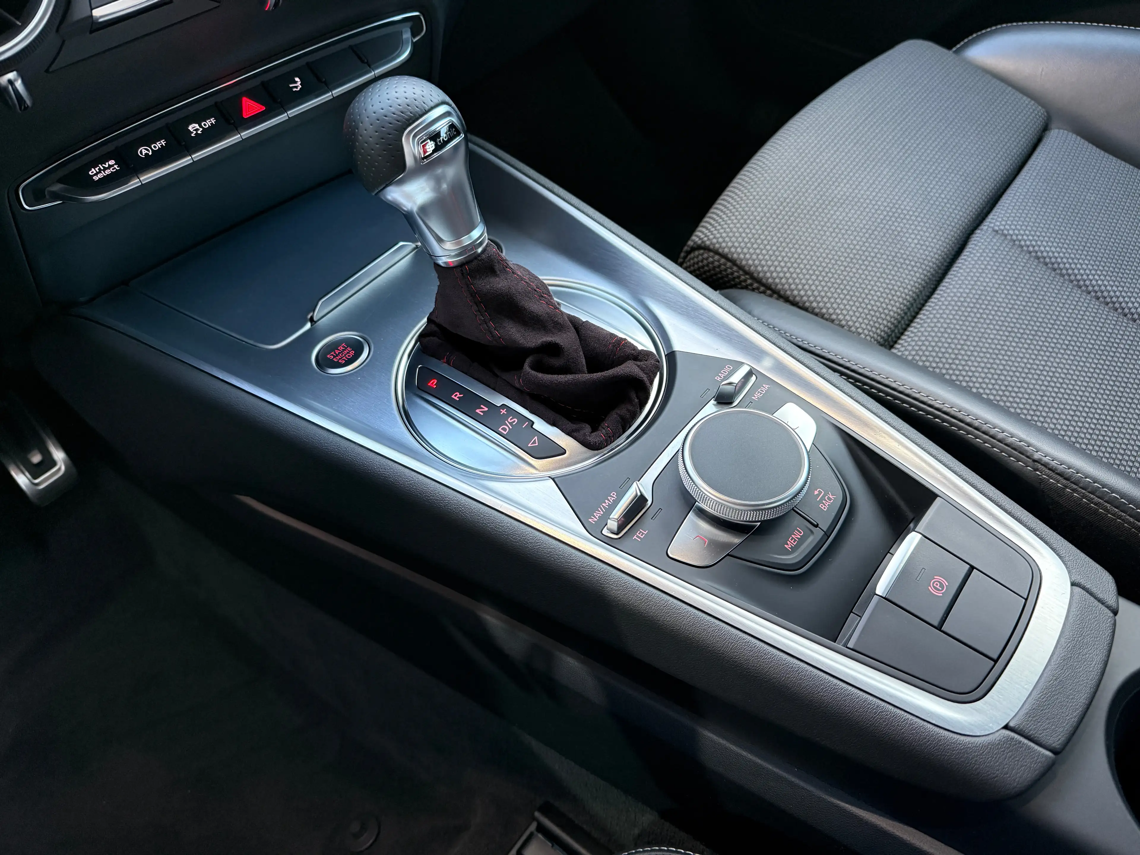 Audi TT TT Coupé 40 TFSI S tronic — photo 15