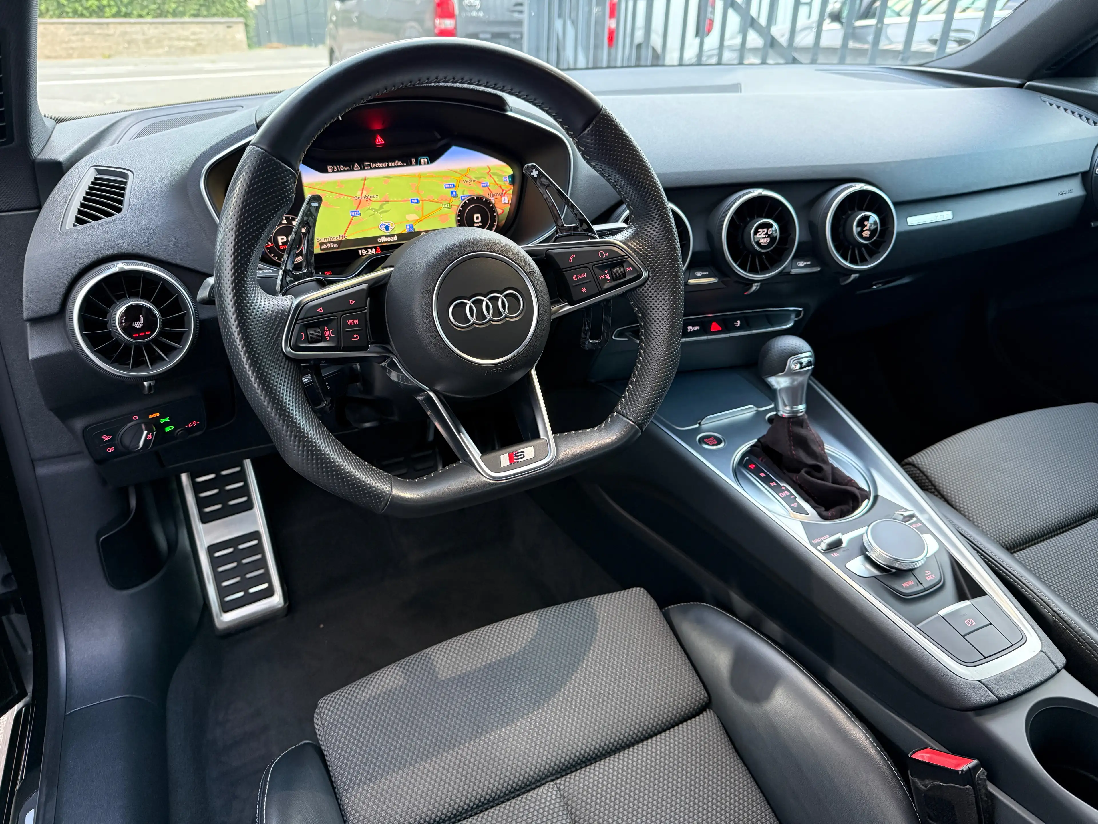Audi TT TT Coupé 40 TFSI S tronic — photo 12