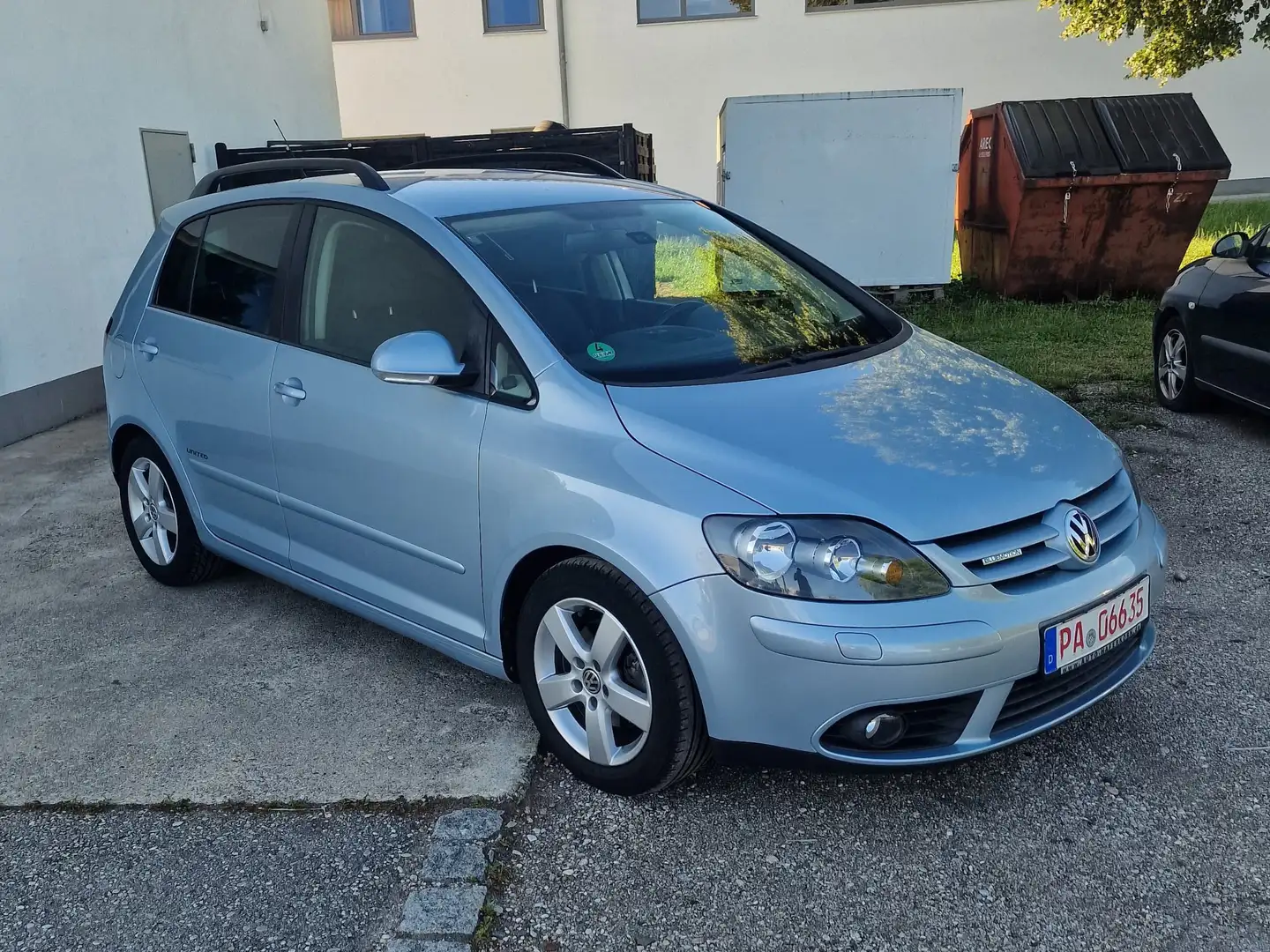 Volkswagen Golf Plus United BlueMotion Blau - 2