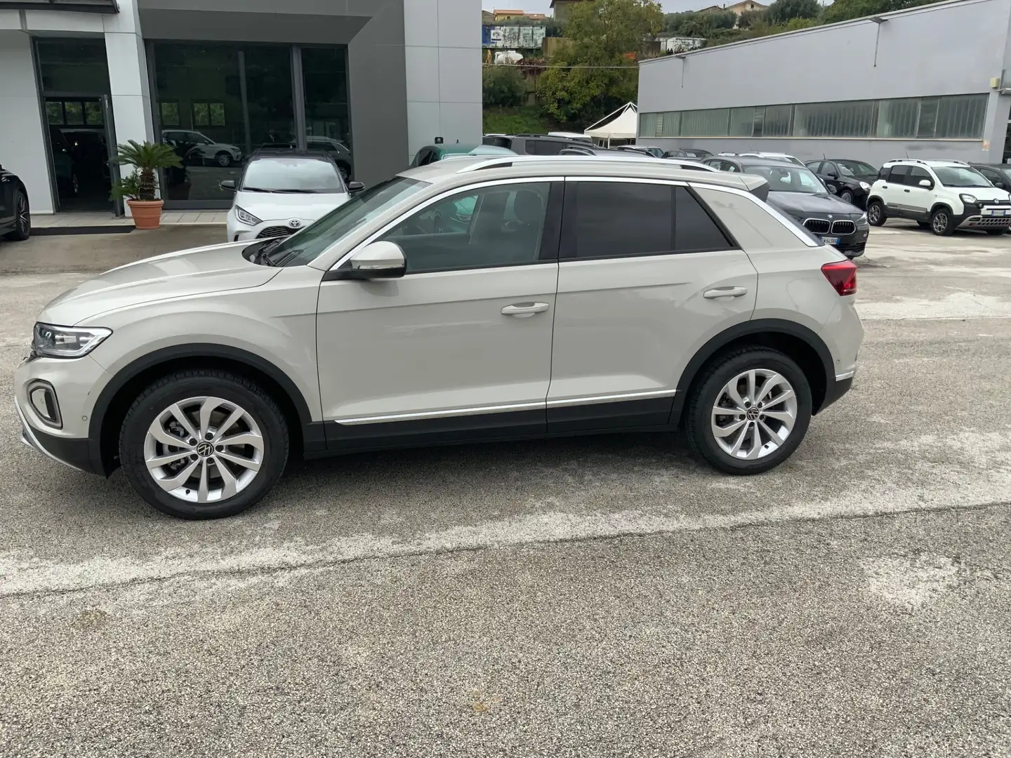 Volkswagen T-Roc 2.0 TDI SCR 150 CV DSG 4MOTION Style Grau - 1
