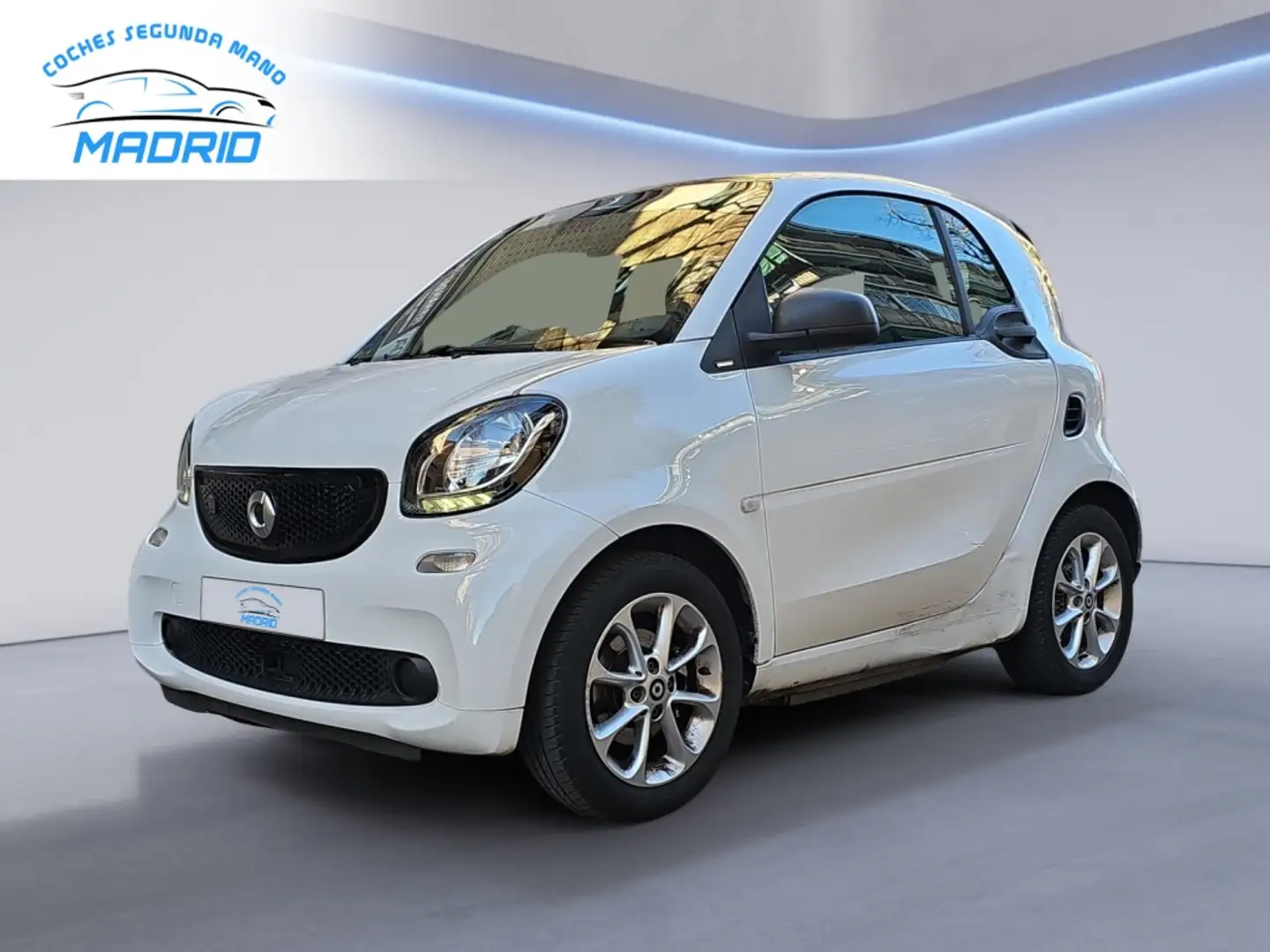 smart forTwo Coupé Electric Drive Passion Weiß - 1
