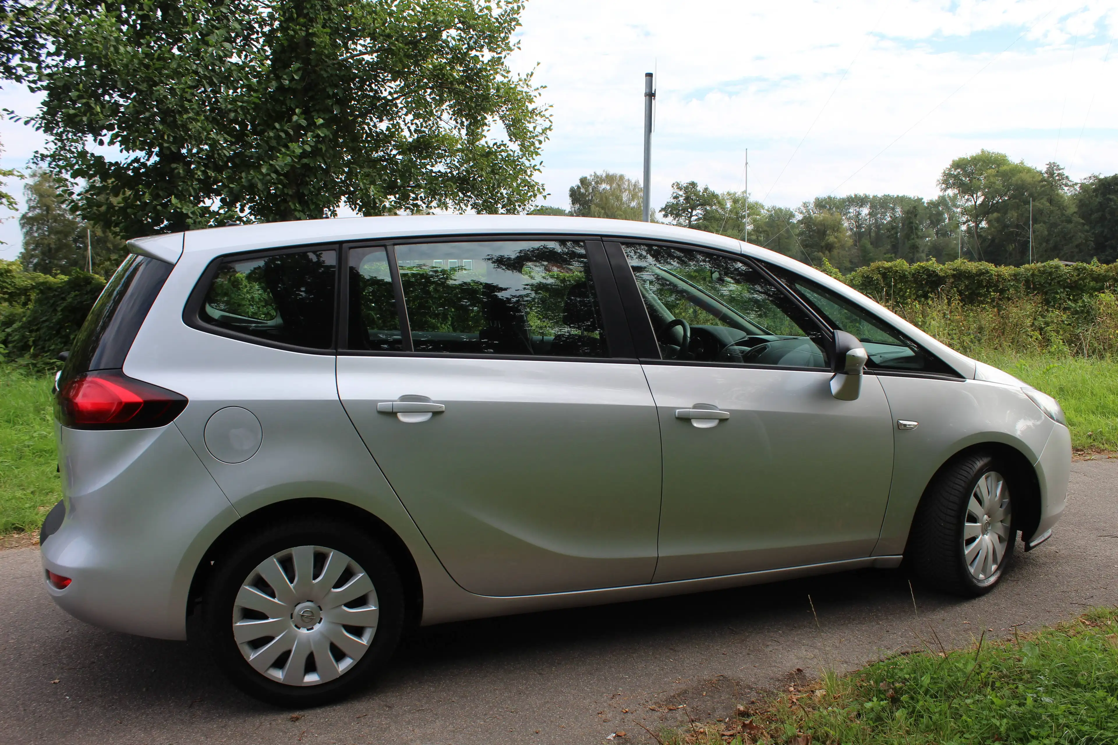 Opel Zafira Tourer Edition — photo 4