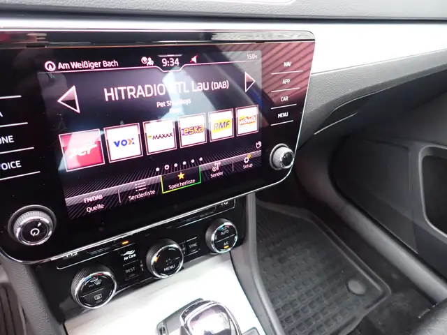 Skoda Superb view 6