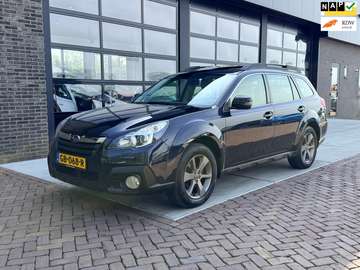 2.5i-X Luxury automaat | Leer | Navi | Camera |
