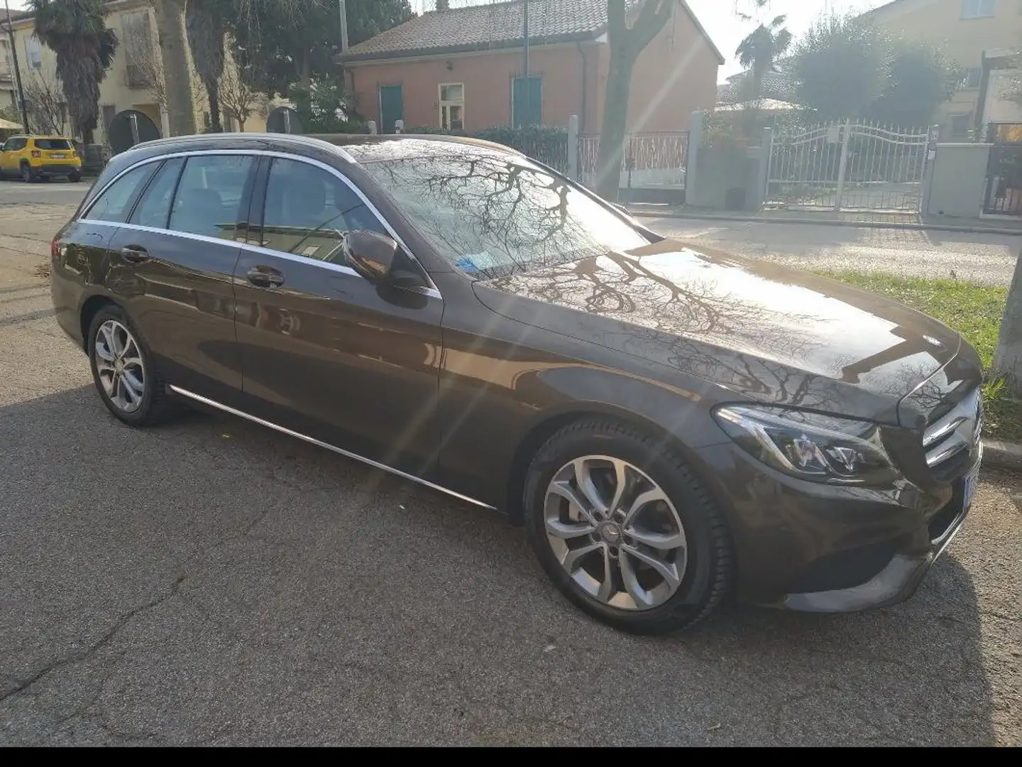 Mercedes-Benz C 220 Classe C-S205 2014 SW SW d (bt) Sport auto Marrone - 1