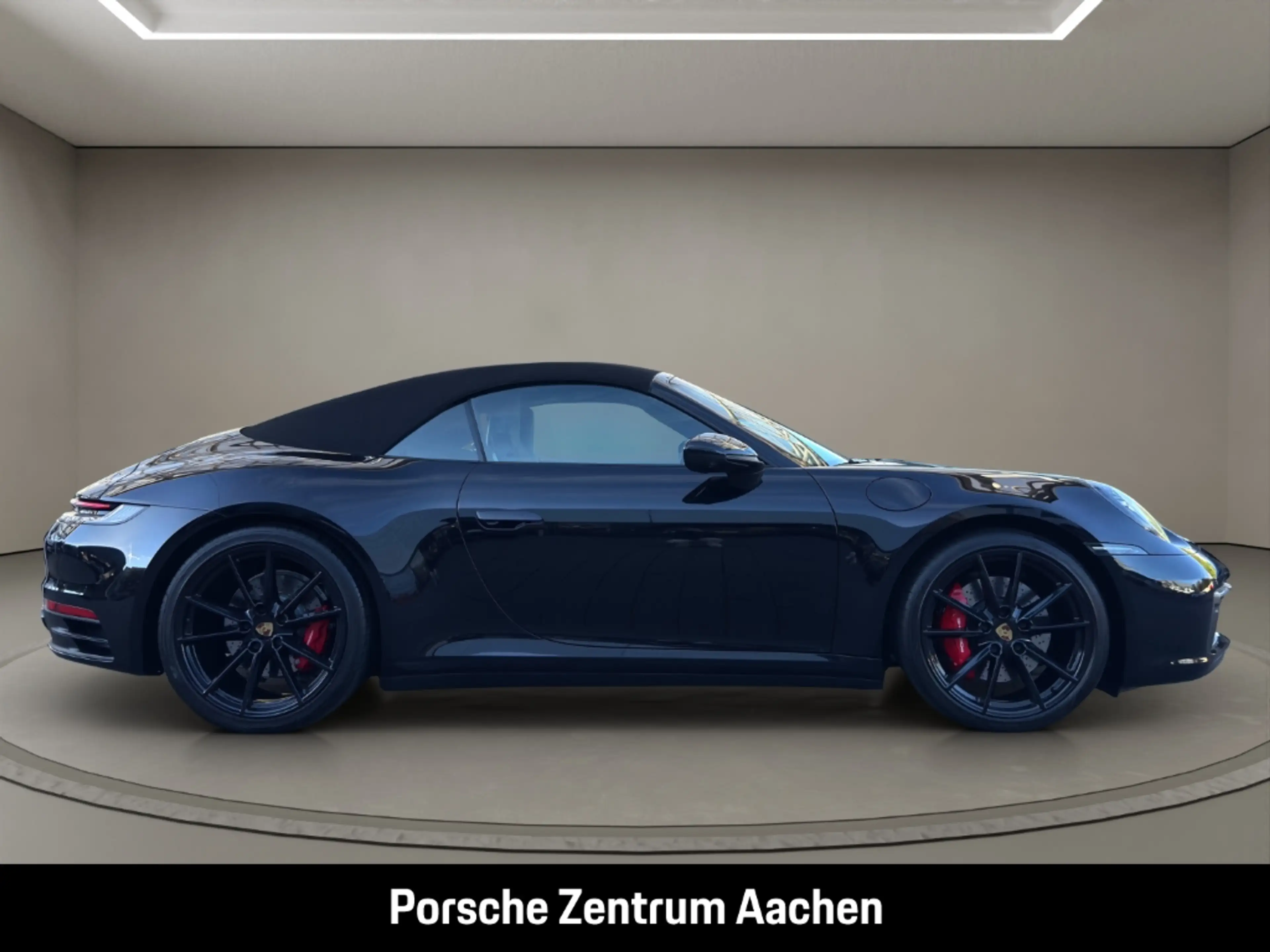 Porsche 992 911 Carrera S Cabriolet InnoDrive Sportabgas — photo 7