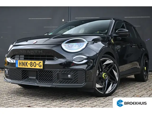 Abarth 600e Turismo 54 kWh 96%SOH! | Navigatie by App | Parkee