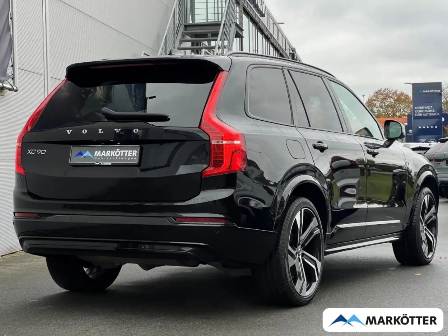 Volvo XC90 T8 AWD Recharge R-Design Edition 22''/AHK/PANO Schwarz - 2