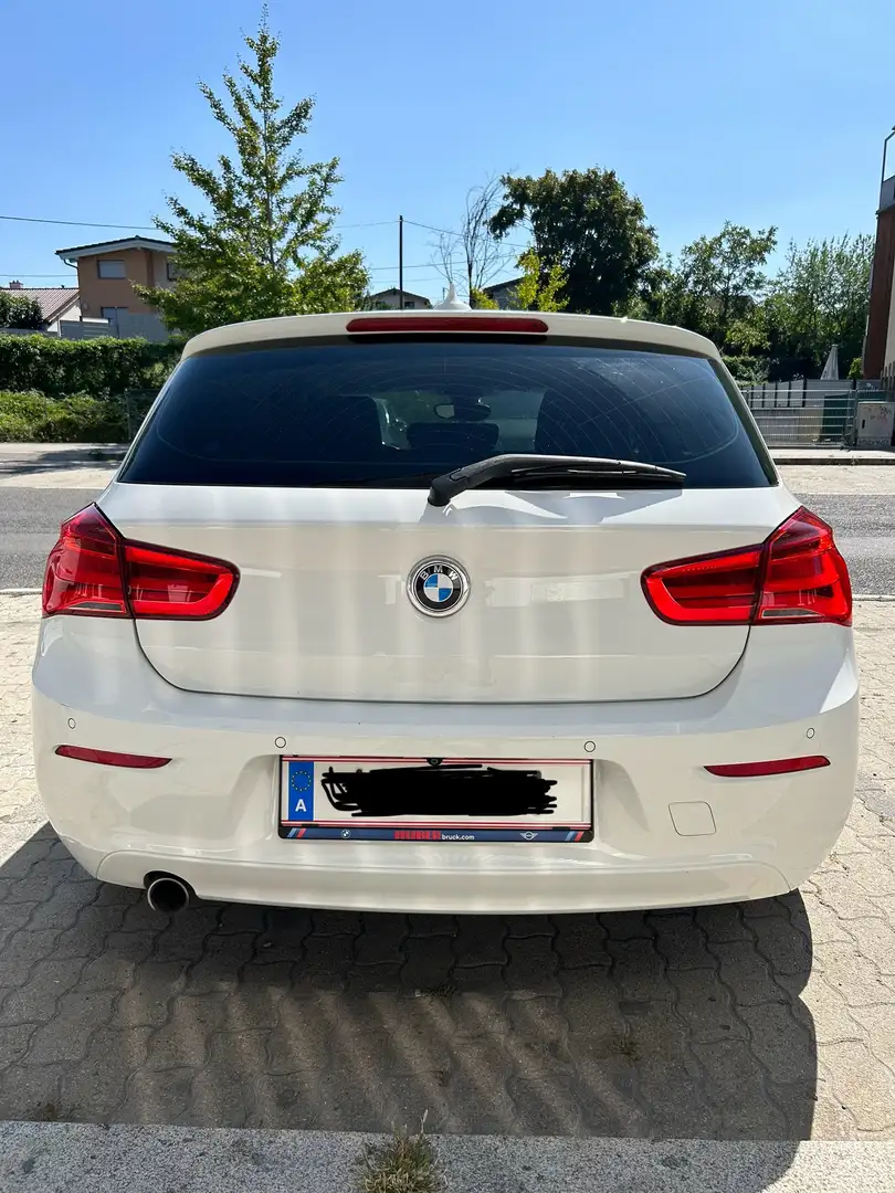 BMW 118 118d Weiß - 2