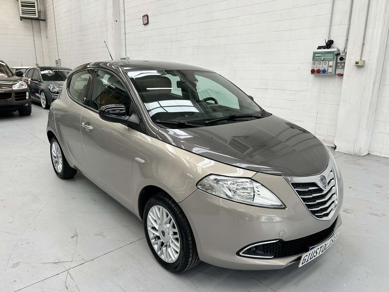 Lancia Ypsilon 0.9 t.air Platinum s&s 85cv dfn E6