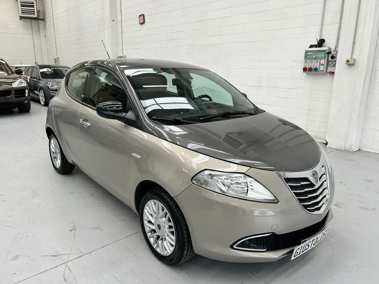 Lancia Ypsilon
