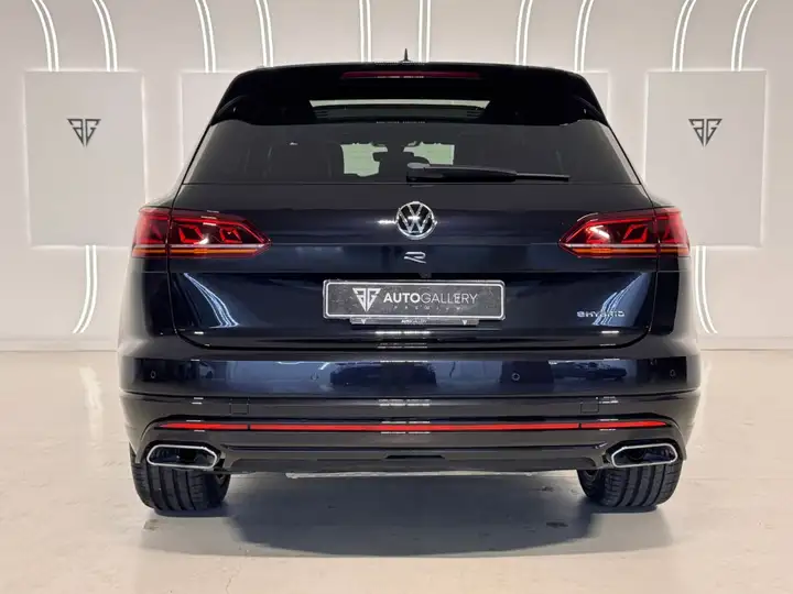 Volkswagen Touareg 2021, foto 4