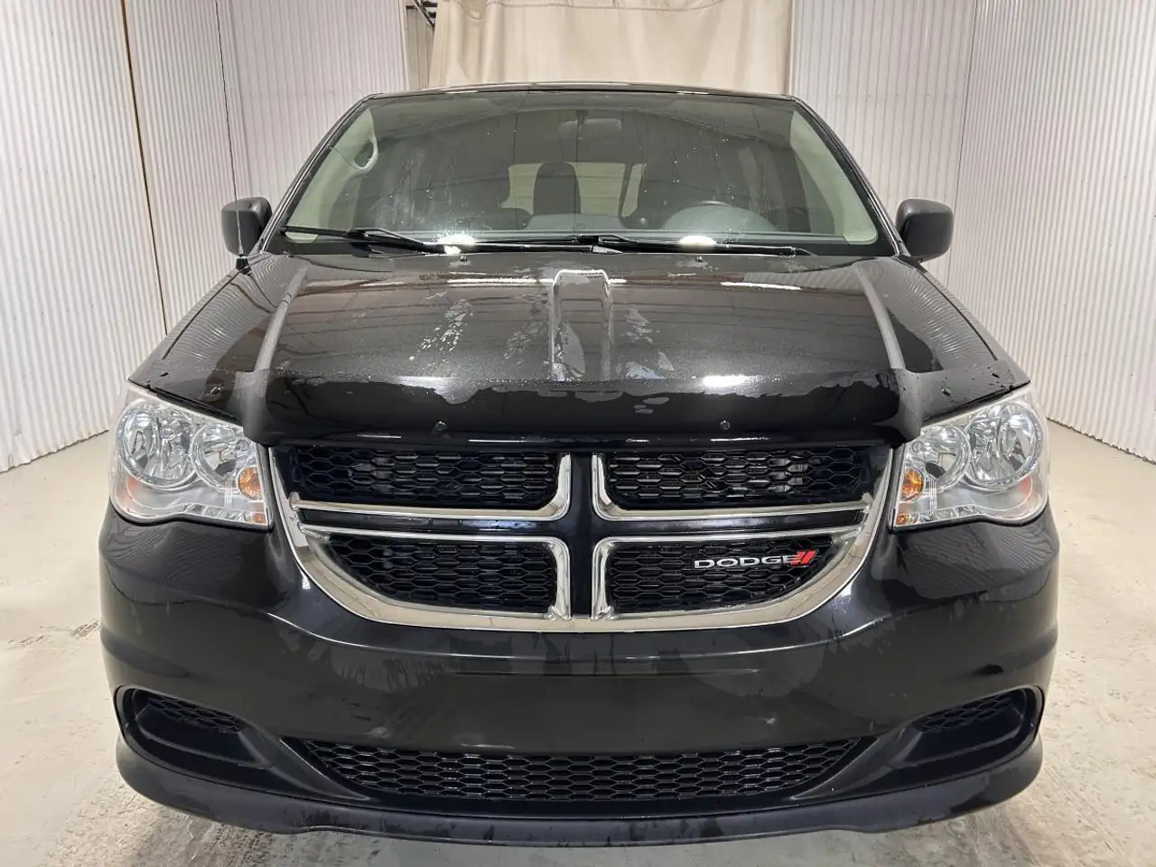 Dodge Grand Caravan снимка Dodge Grand Caravan