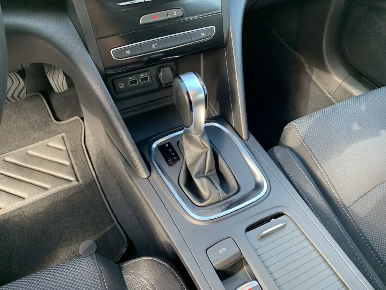 Renault Megane EQUILIBRE 1.5 dCi Equilibre KAMERA+LED+SHZ, миниатюра 19