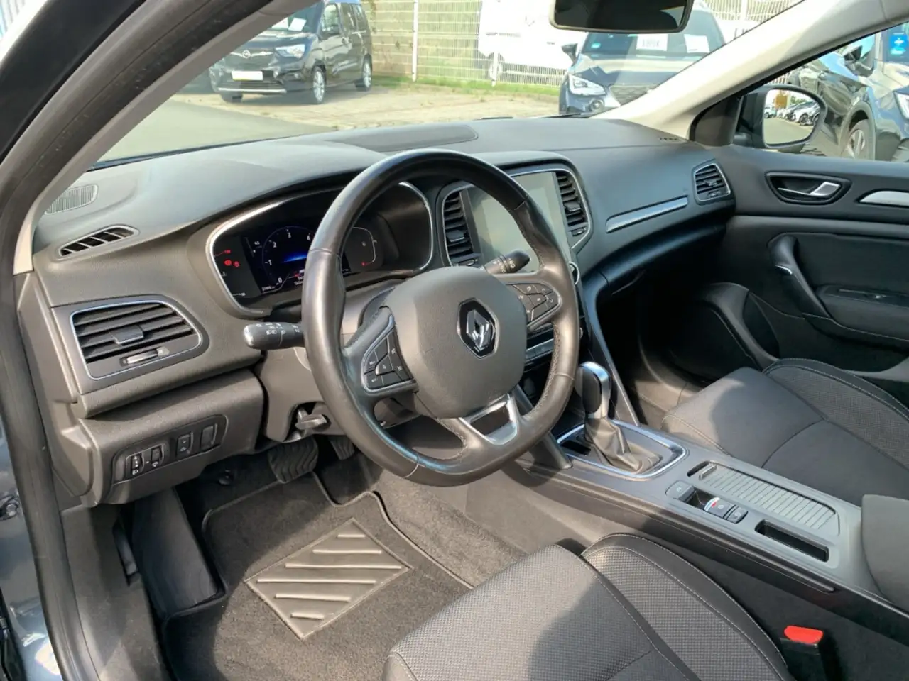 Renault Megane EQUILIBRE 1.5 dCi Equilibre KAMERA+LED+SHZ, миниатюра 10