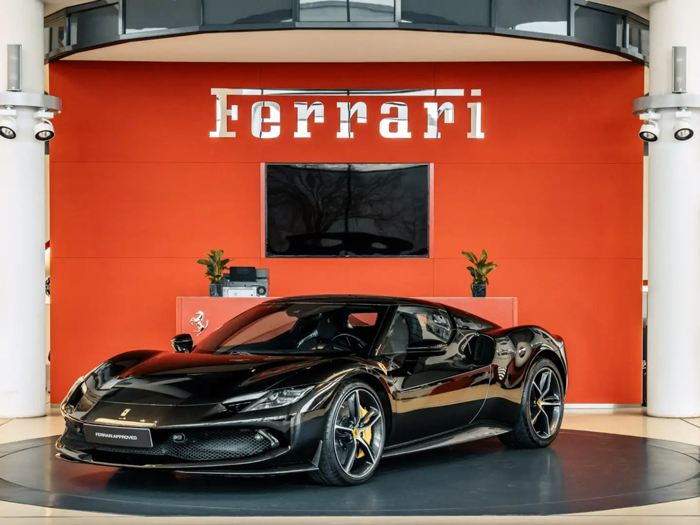 Ferrari 296 GTB Carbon*JBL*Lift*Steinschlagschutz* Negru - 2