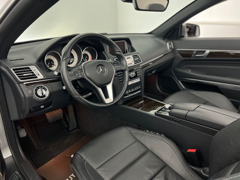 Mercedes-Benz E 200 CABRIO/ 39tKM/ AHK/ GARANTIE/MB SCHECKHEFT — photo 11
