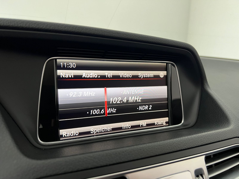 Mercedes-Benz E 200 CABRIO/ 39tKM/ AHK/ GARANTIE/MB SCHECKHEFT — photo 27
