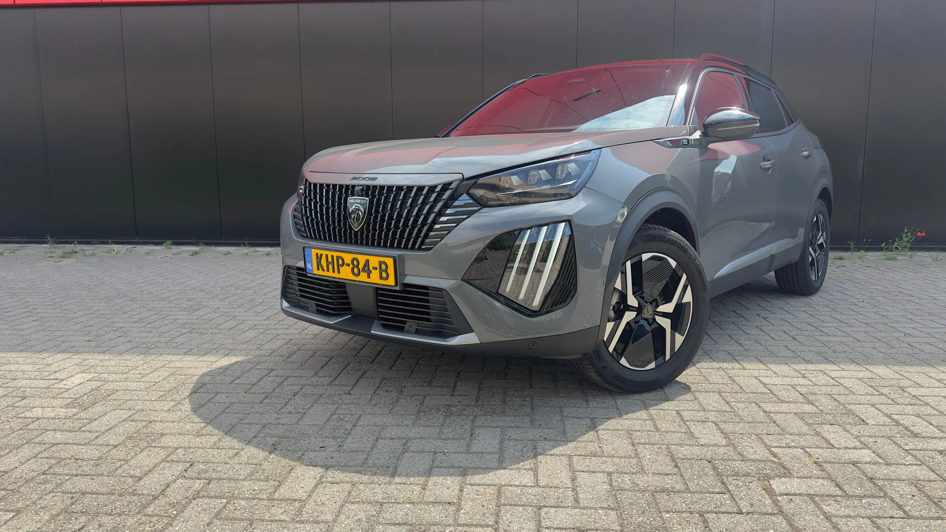 Peugeot e-2008 EV GT Avantage 54 kWh | Alcantara | Camera | Apple — photo 2