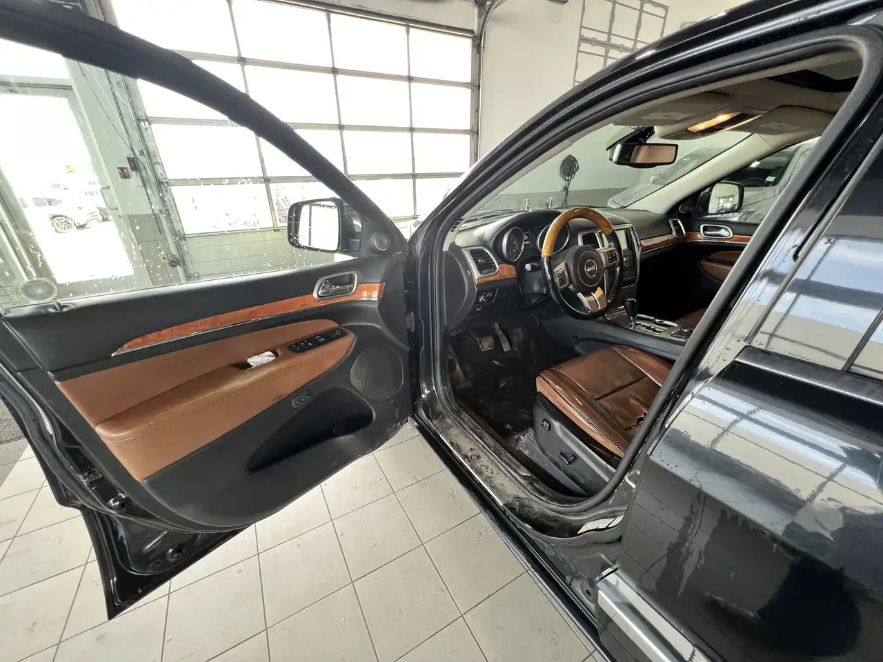 Jeep Grand Cherokee photo Jeep Grand Cherokee